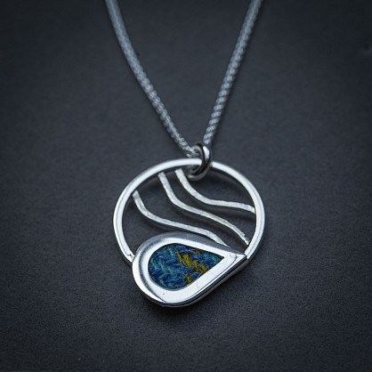 Sterling Silver - Harris Tweed- 18inch chain - pendant approx 30mm 