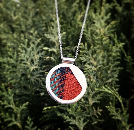 Sterling silver 30mm circular necklace with an 18inch chain 